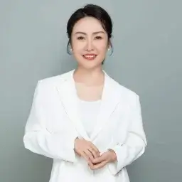 Angelina Zhang, Communications Expert